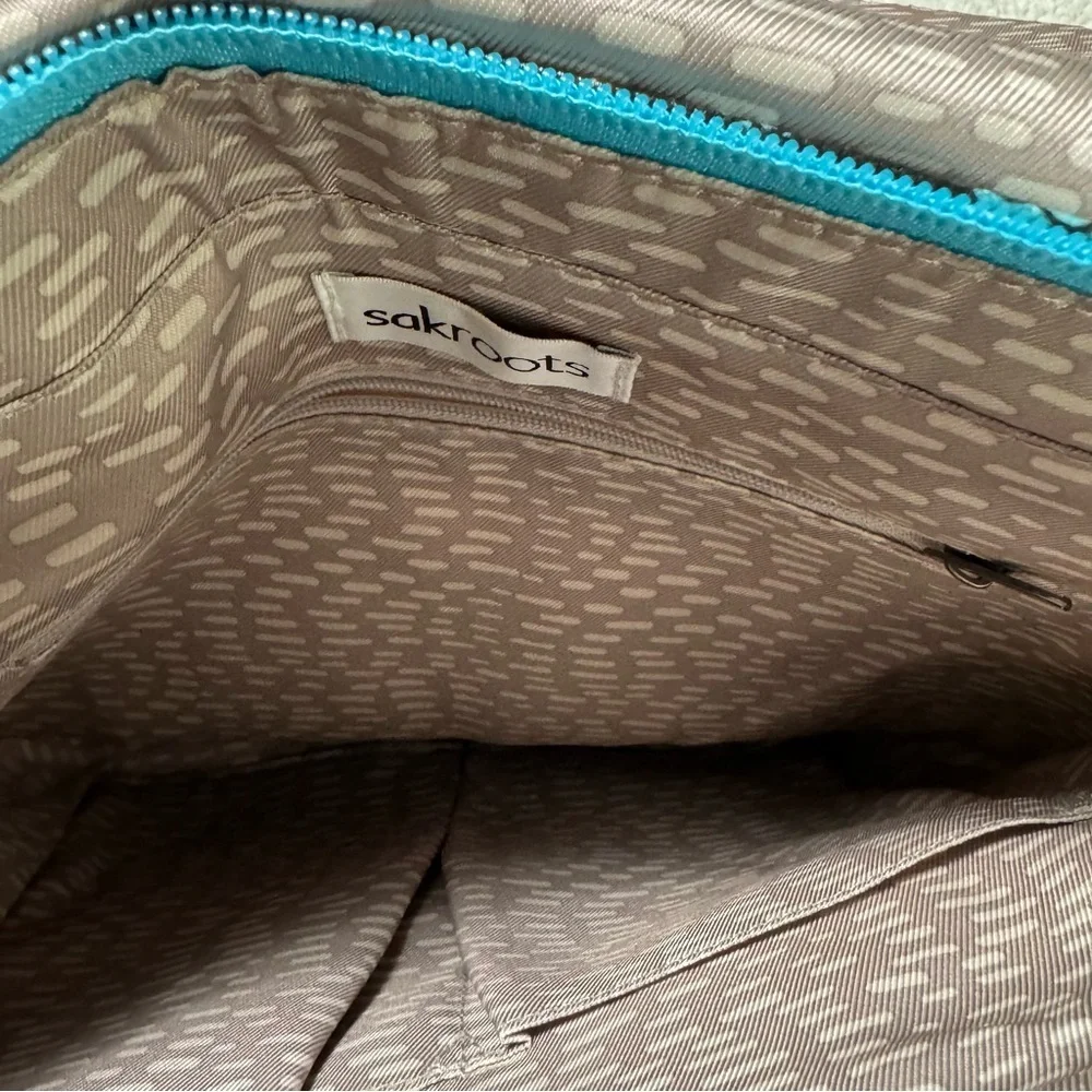 NWOT SAKROOTS COLETTE CONVERTIBLE  Backpack, AQUA‎ ONE WORLD